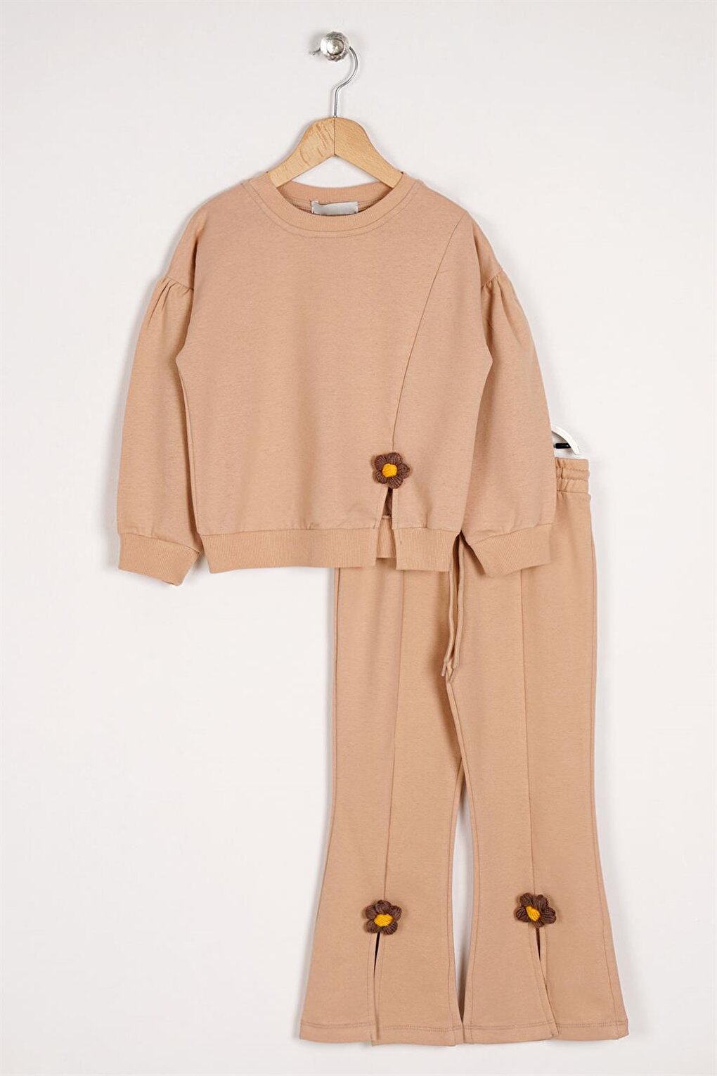 Girl's Beige Long Sleeve Tracksuit Suit with Daisy Detail on the Slit