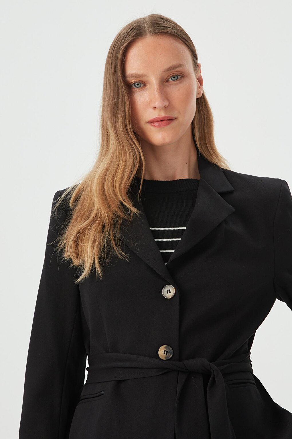 Women's Black Belt Detailed Blazer Jacket