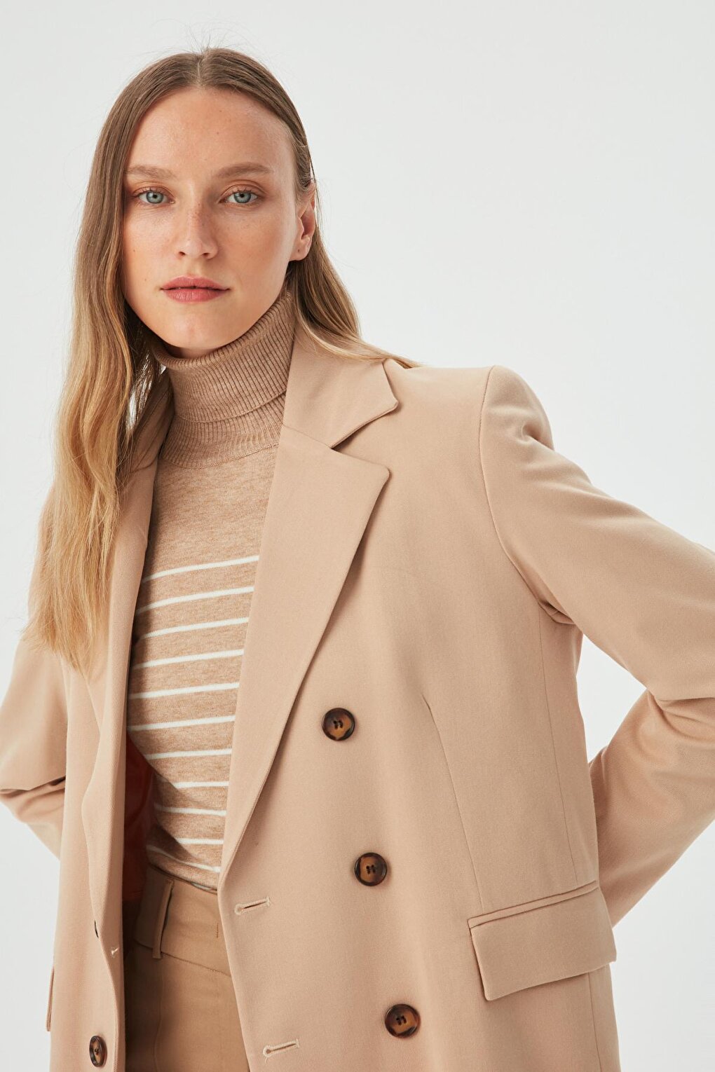 Women's Beige Button Detailed Boyfriend Blazer Jacket