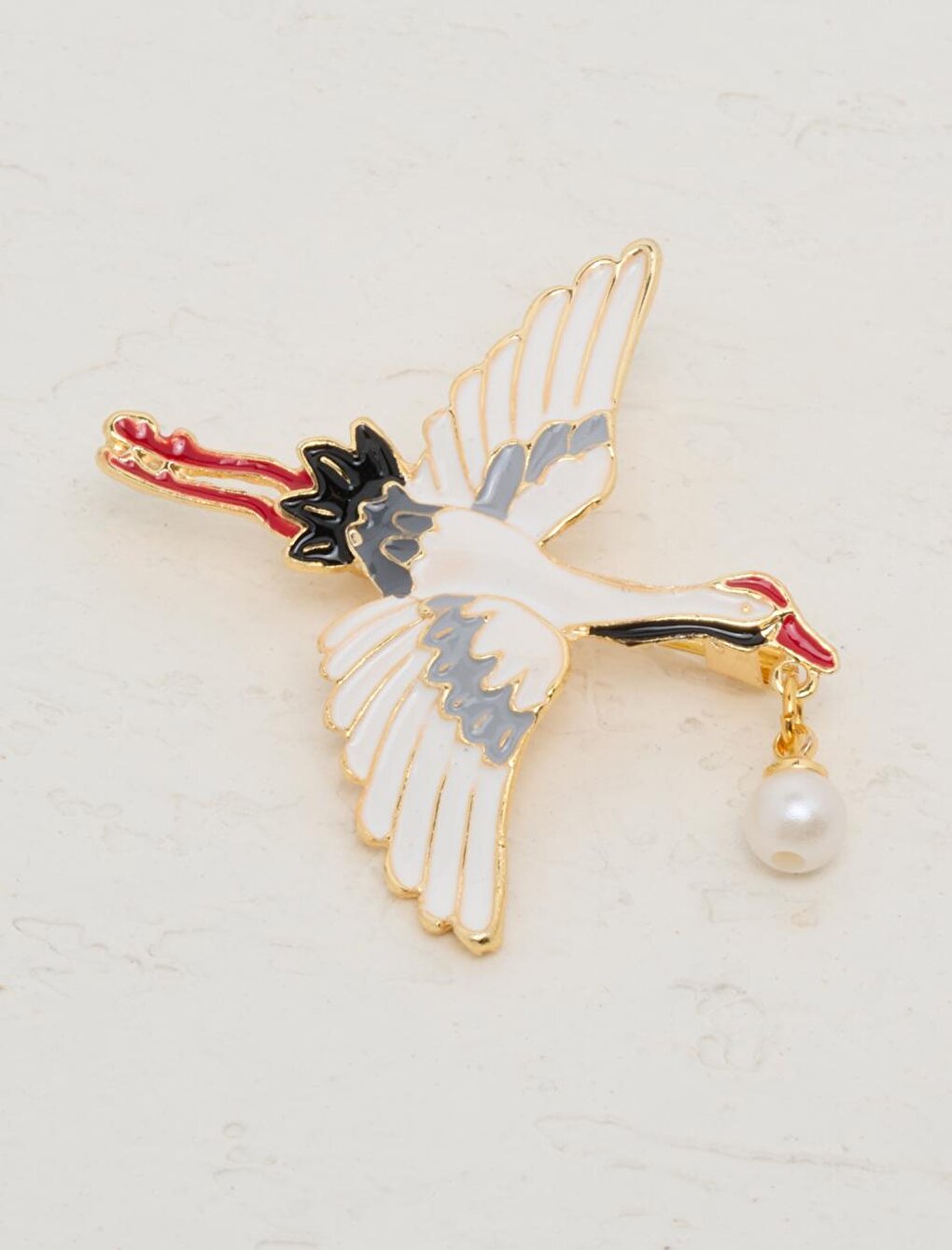 White Bird Figured Pearl Detailed Brooch