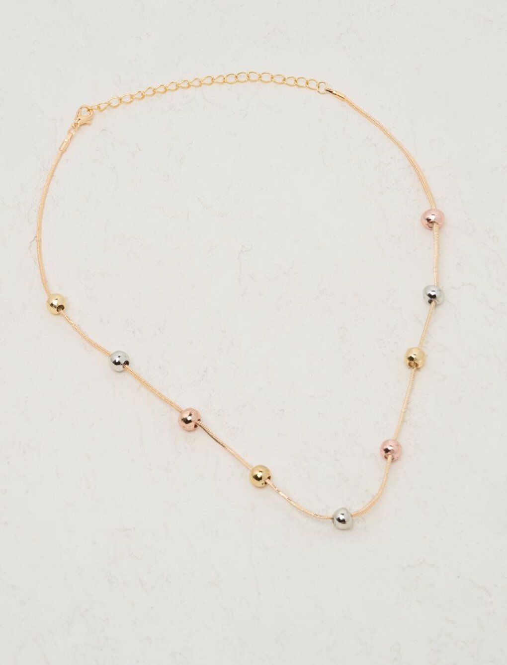 Gold Ball Figured Necklace