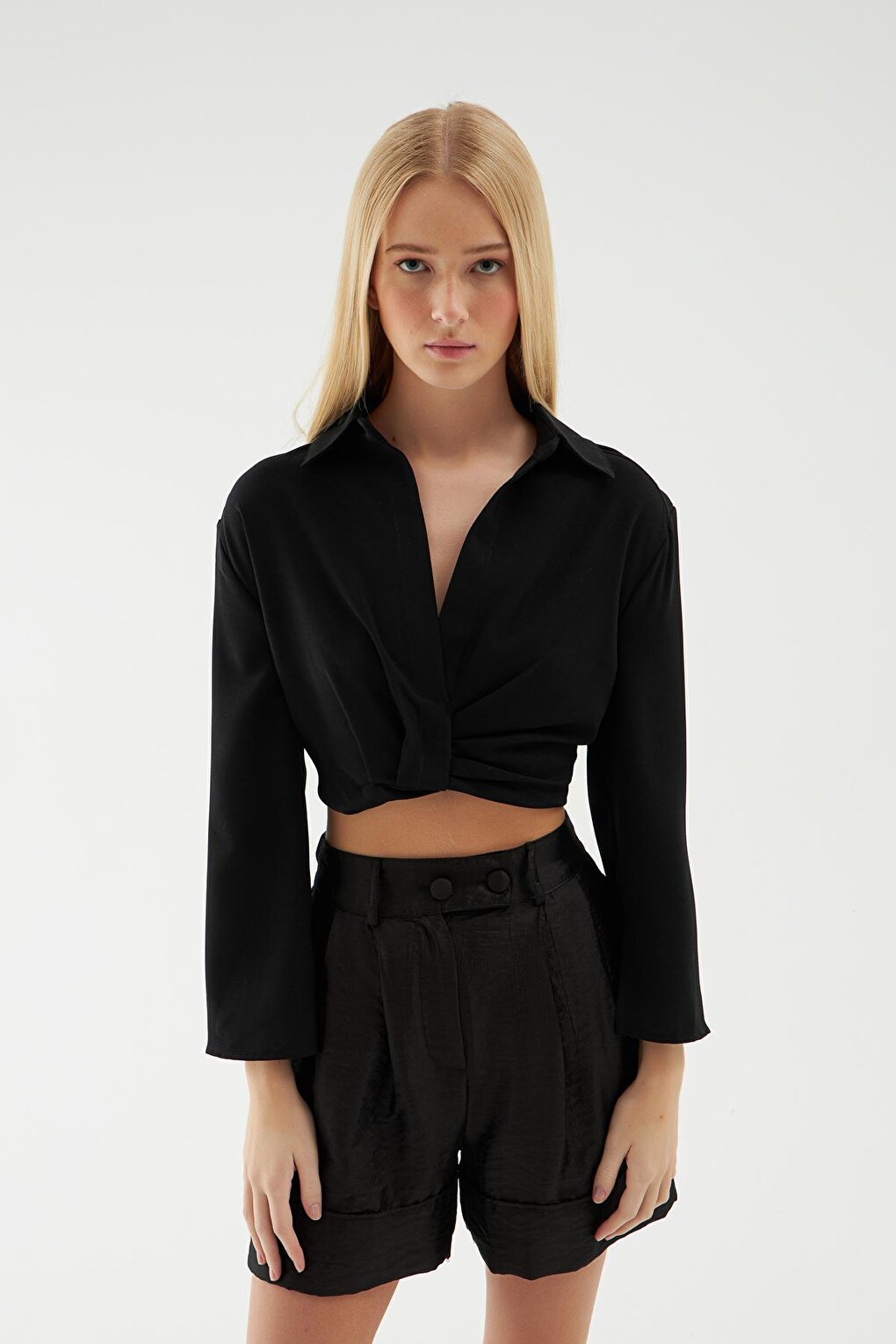 Elastic Waist Crop Shirt Black