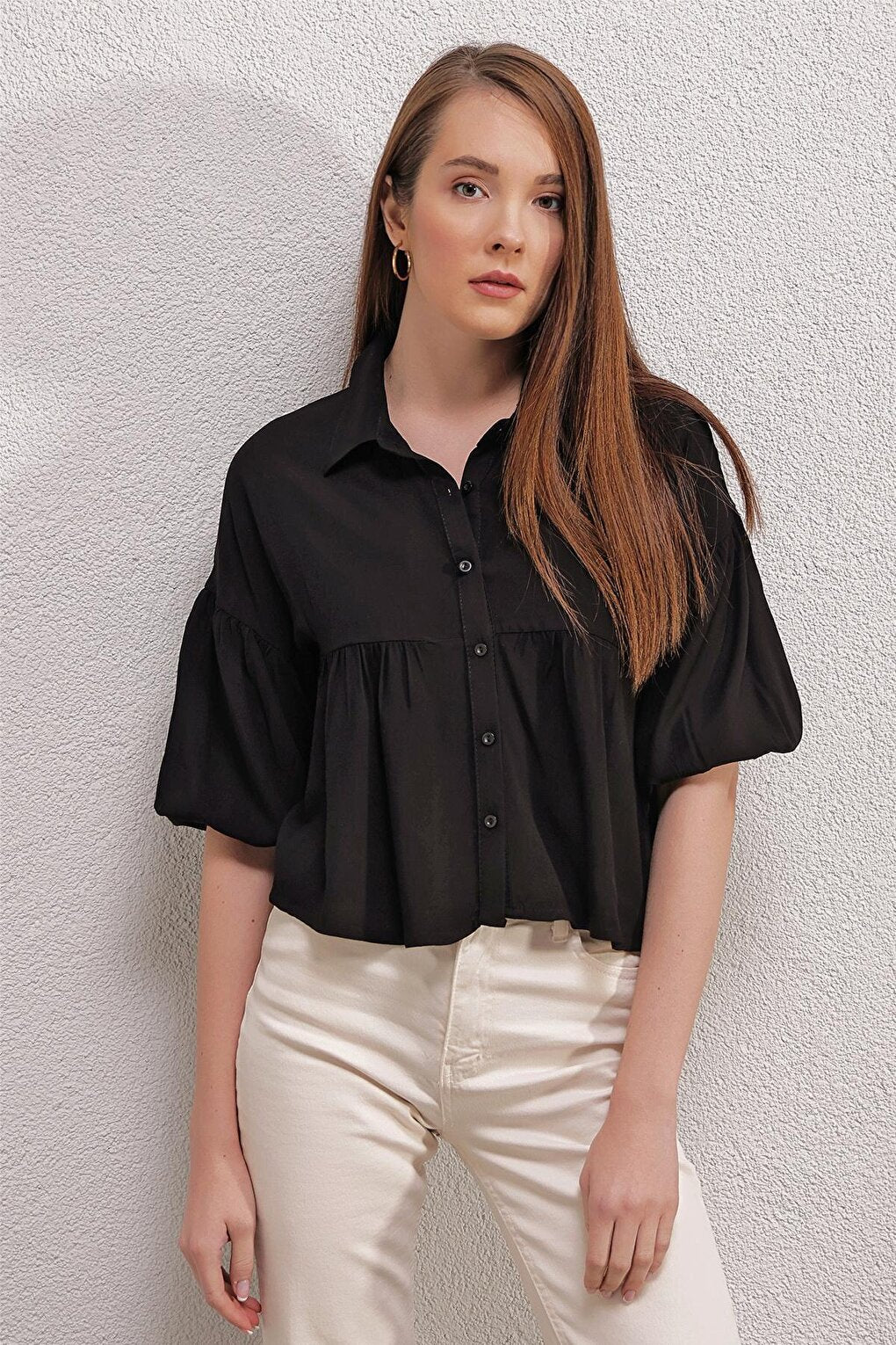 20142 Crop Shirt - Black