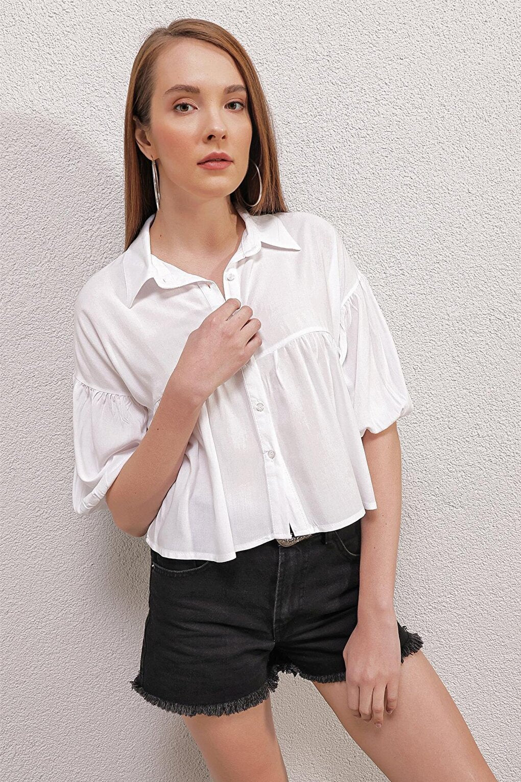 20142 Crop Shirt - White