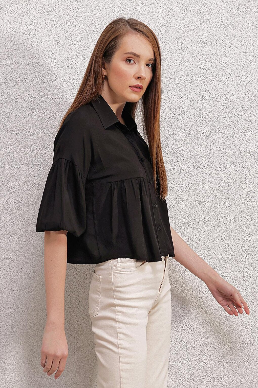 20142 Crop Shirt - Black