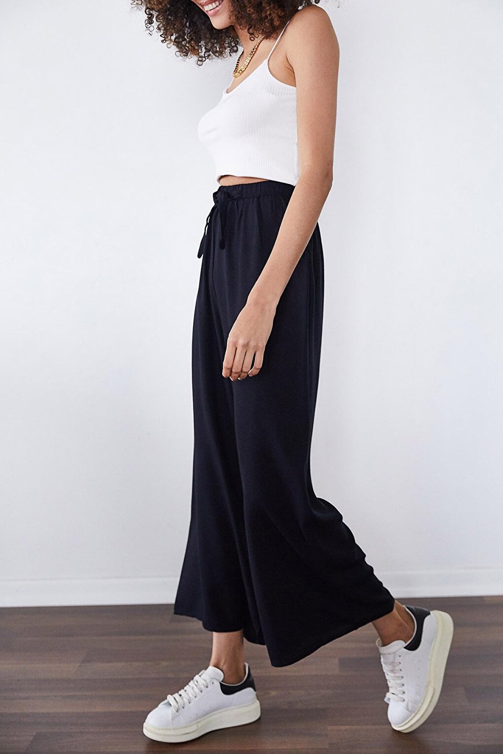 Black Casual Woven Trousers 1KZK5-11395-02