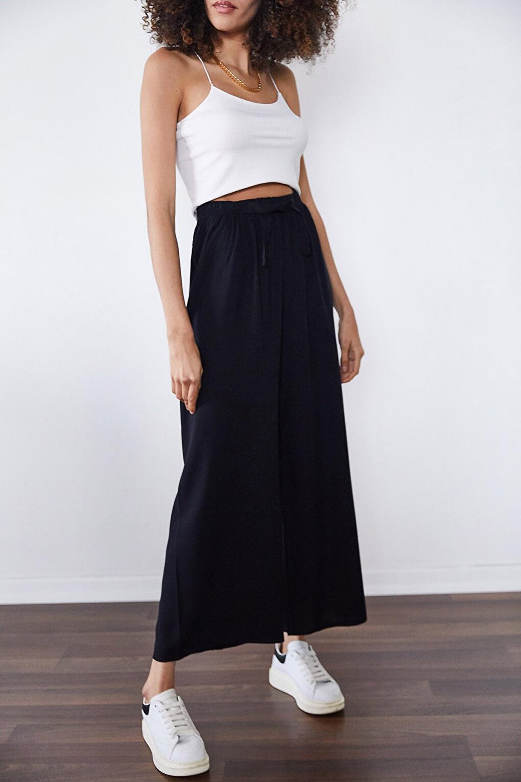 Black Casual Woven Trousers 1KZK5-11395-02