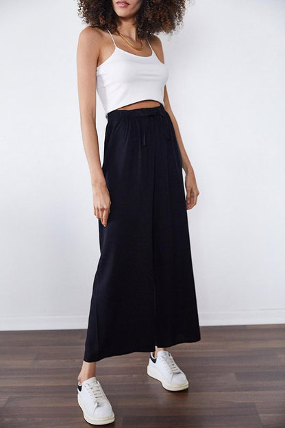 Black Casual Woven Trousers 1KZK5-11395-02