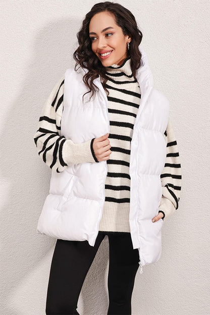 6787 Short Puffer Vest - White