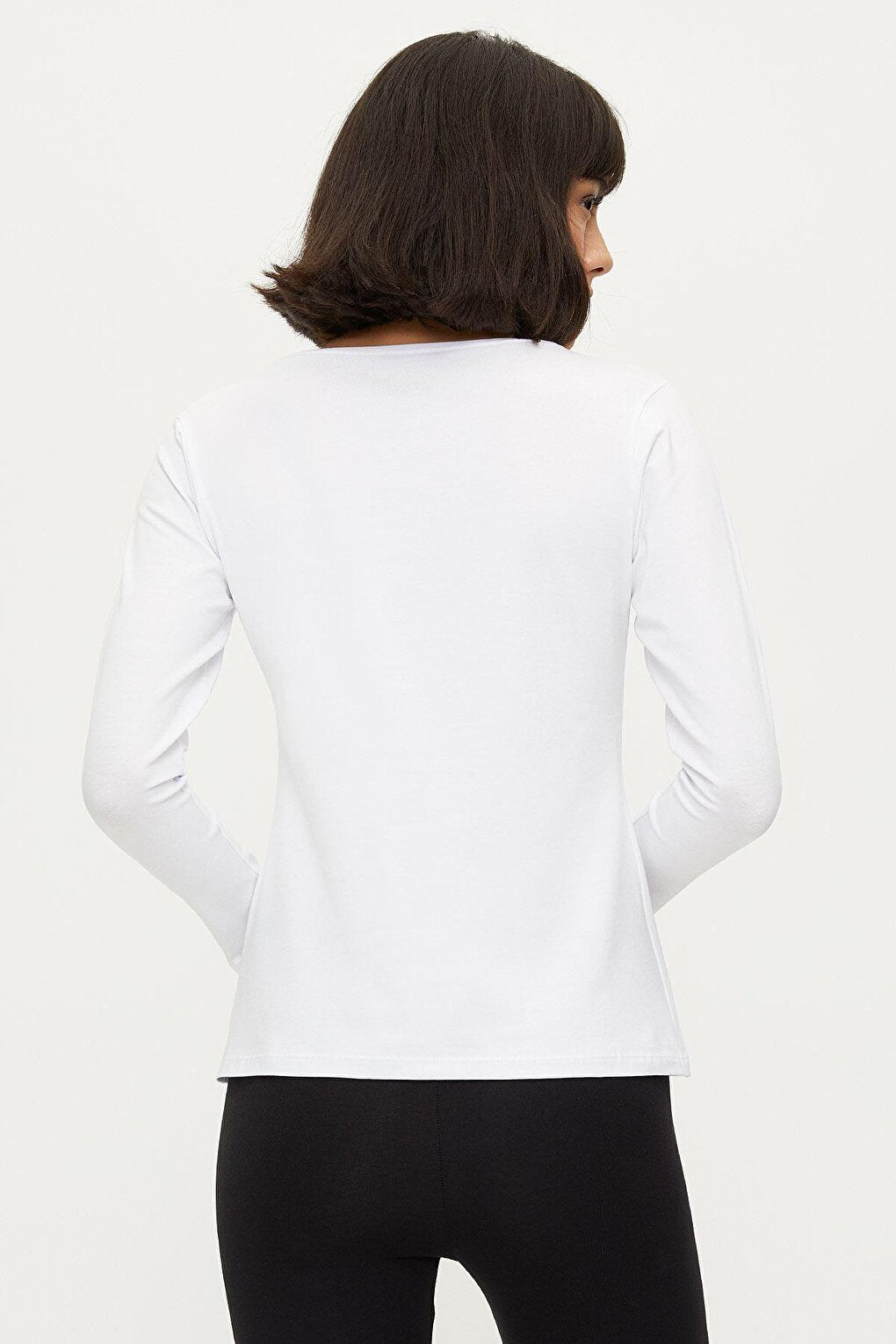 Women's White 2 Pack Long Sleeve Undershirt