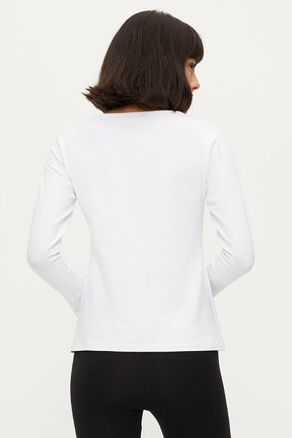 Women's White 2 Pack Long Sleeve Undershirt