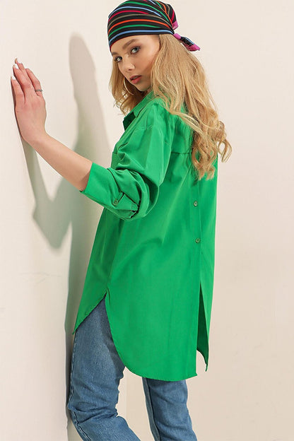 3952 Buttoned Back Boyfriend Shirt - Green