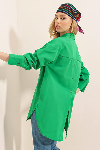 3952 Buttoned Back Boyfriend Shirt - Green