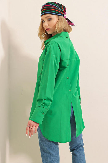 3952 Buttoned Back Boyfriend Shirt - Green