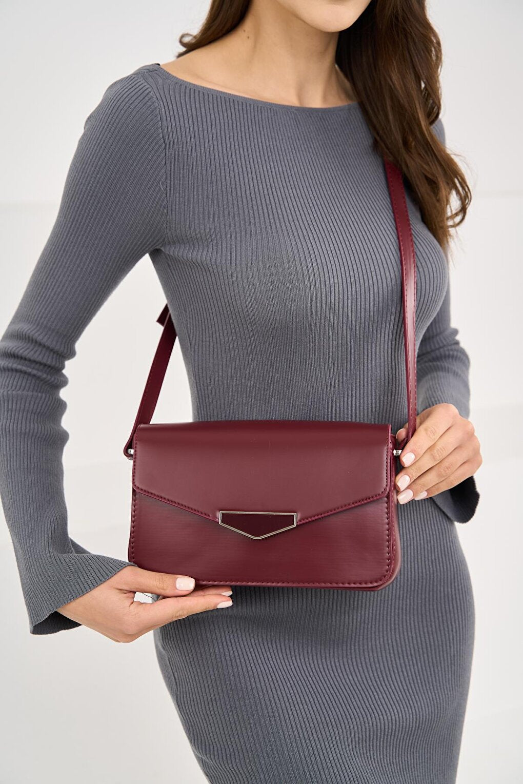 Women's Bag with Hard Envelope Cover - Claret Red