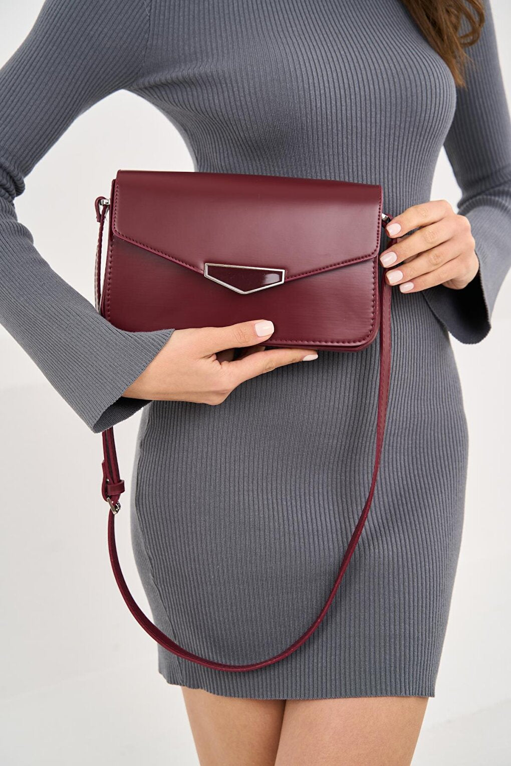 Women's Bag with Hard Envelope Cover - Claret Red