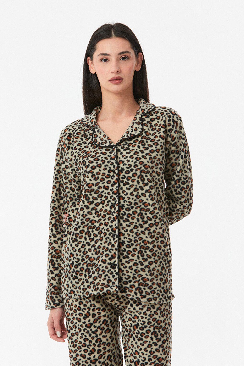 Leopard Patterned Buttoned Pajama Set