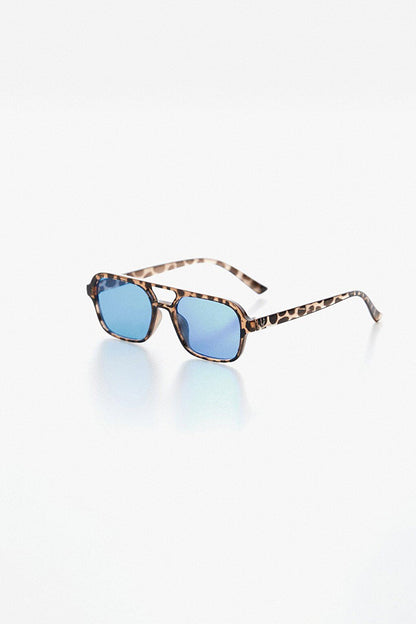 Rectangular Framed Sunglasses