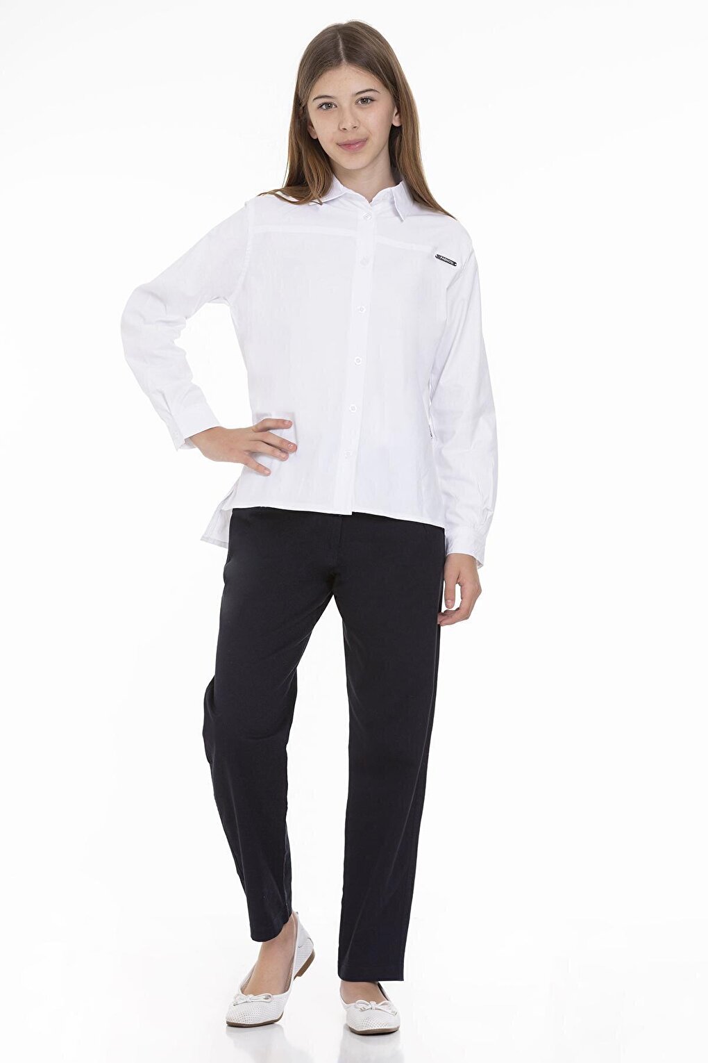 Girl's Comfortable Cut White Shirt 9-14 Years Lx240