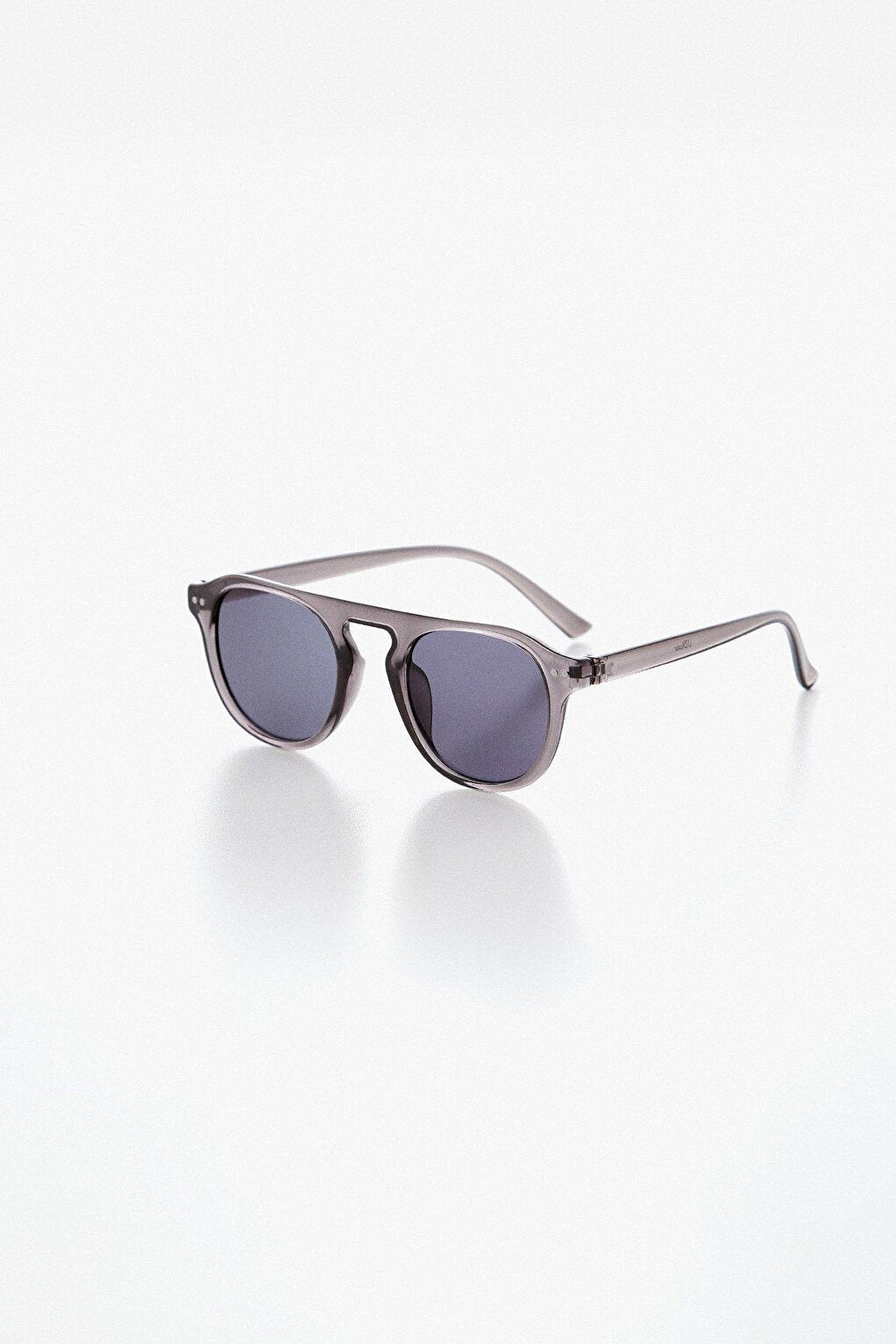 Round Framed Sunglasses