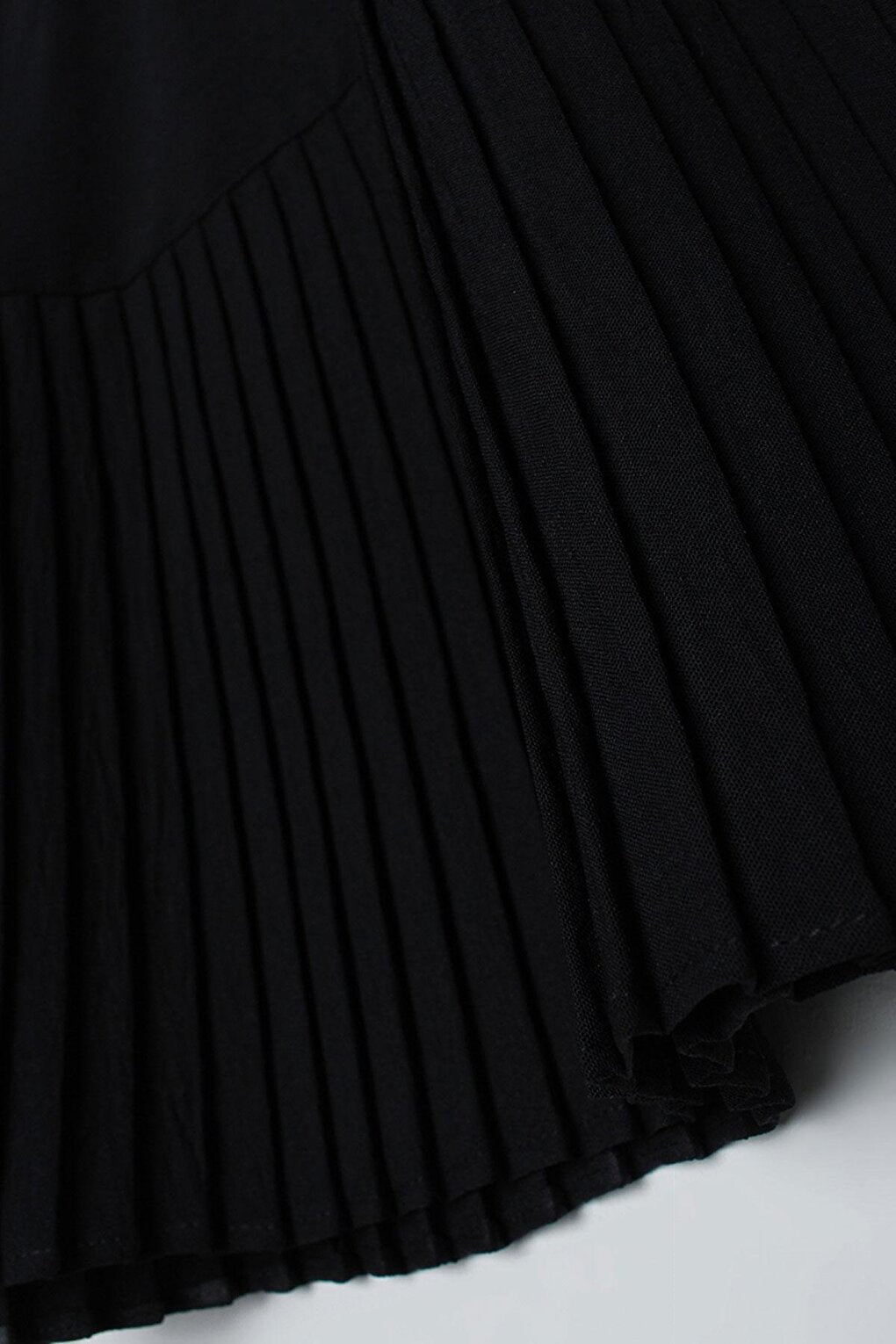 BLACK01 Pleated Short Shirt Skirt