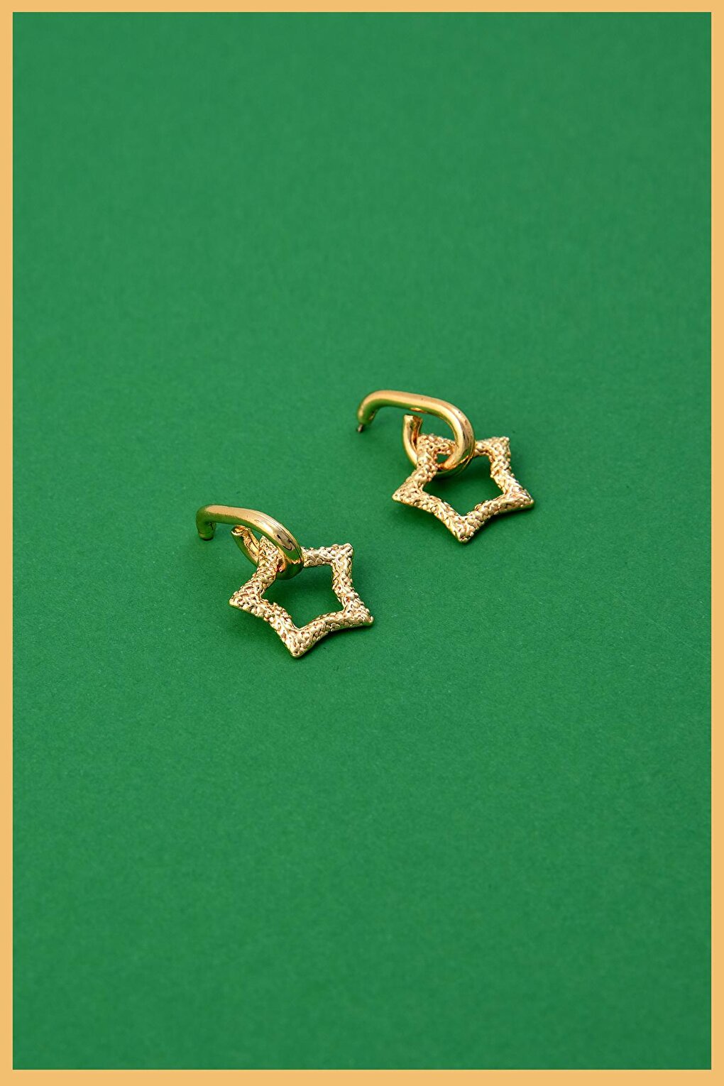 Gold Plated Patterned Dangle Star Earring Set