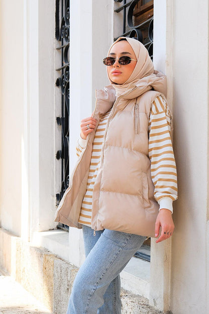 Women's Hooded Double Pocket Vest Cream