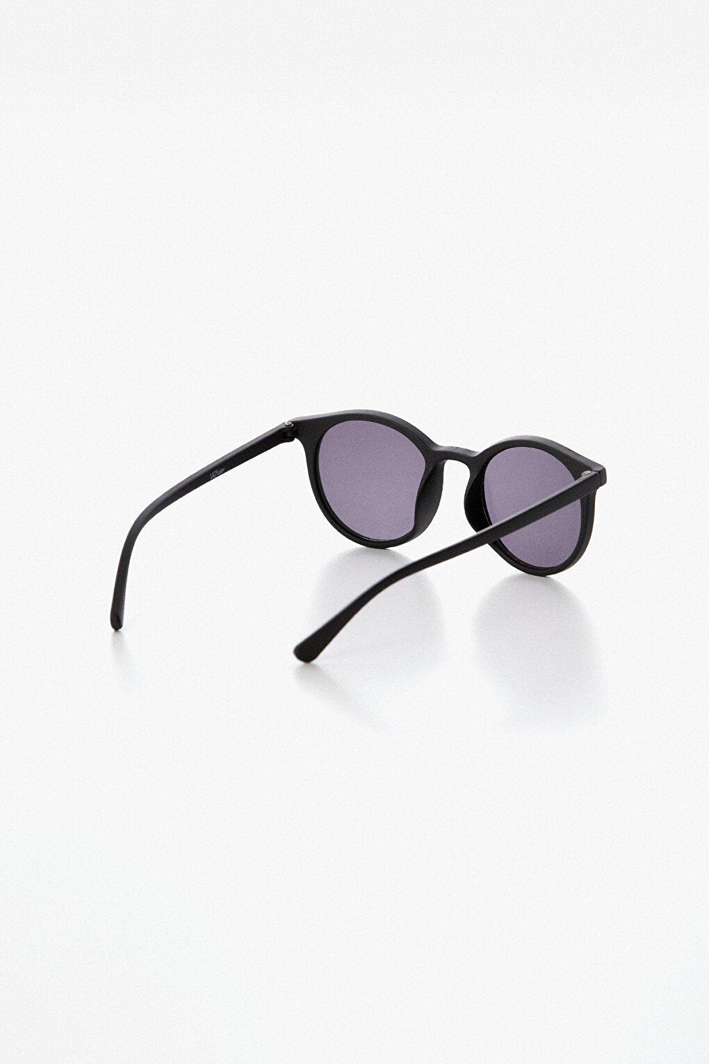 Round Framed Unisex Sunglasses