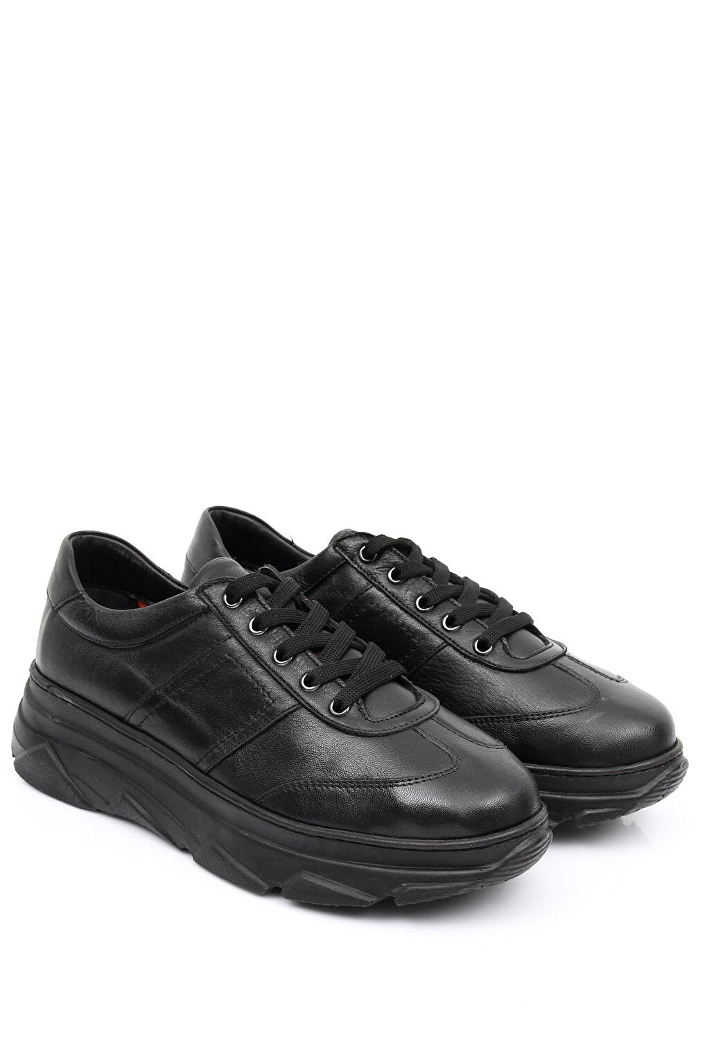 Genuine Leather Round Toe Padded Sole Lace-up Women's Sneaker 24186