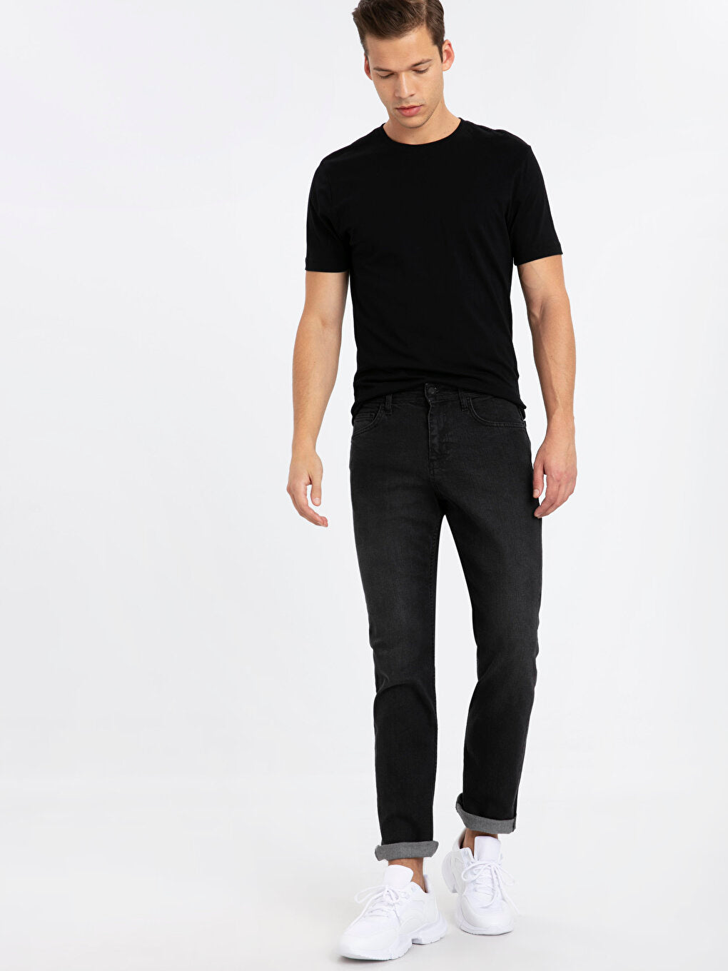 890 Comfortable Fit Jean Trousers