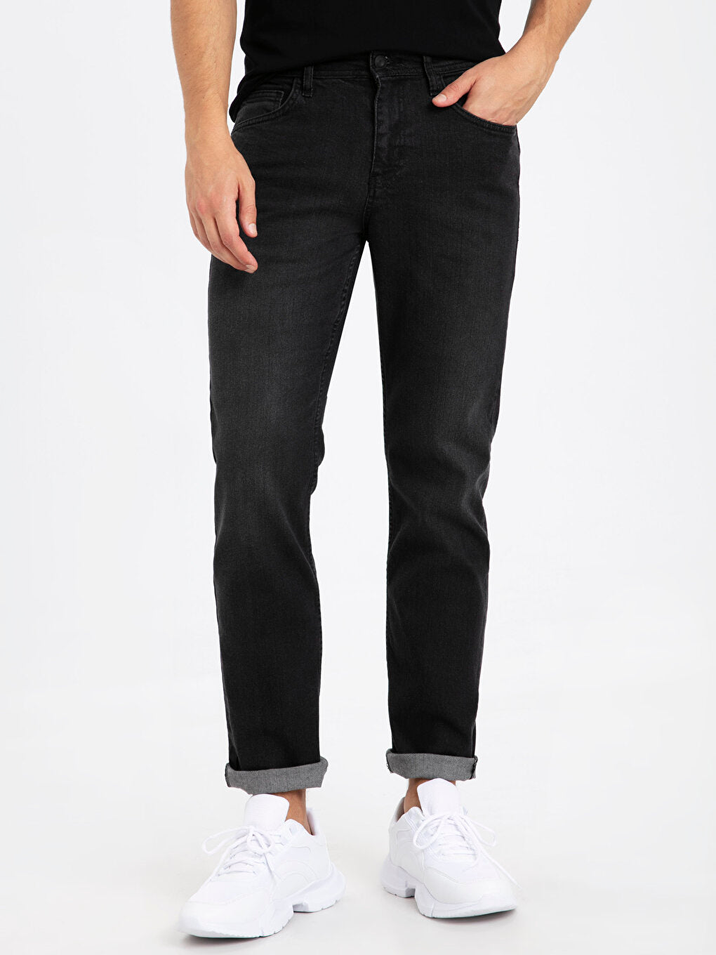 890 Comfortable Fit Jean Trousers