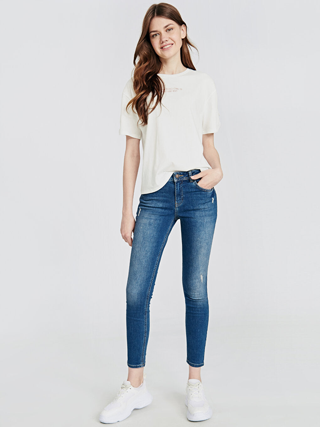 Women's Skinny Fit Straight Jean Pants