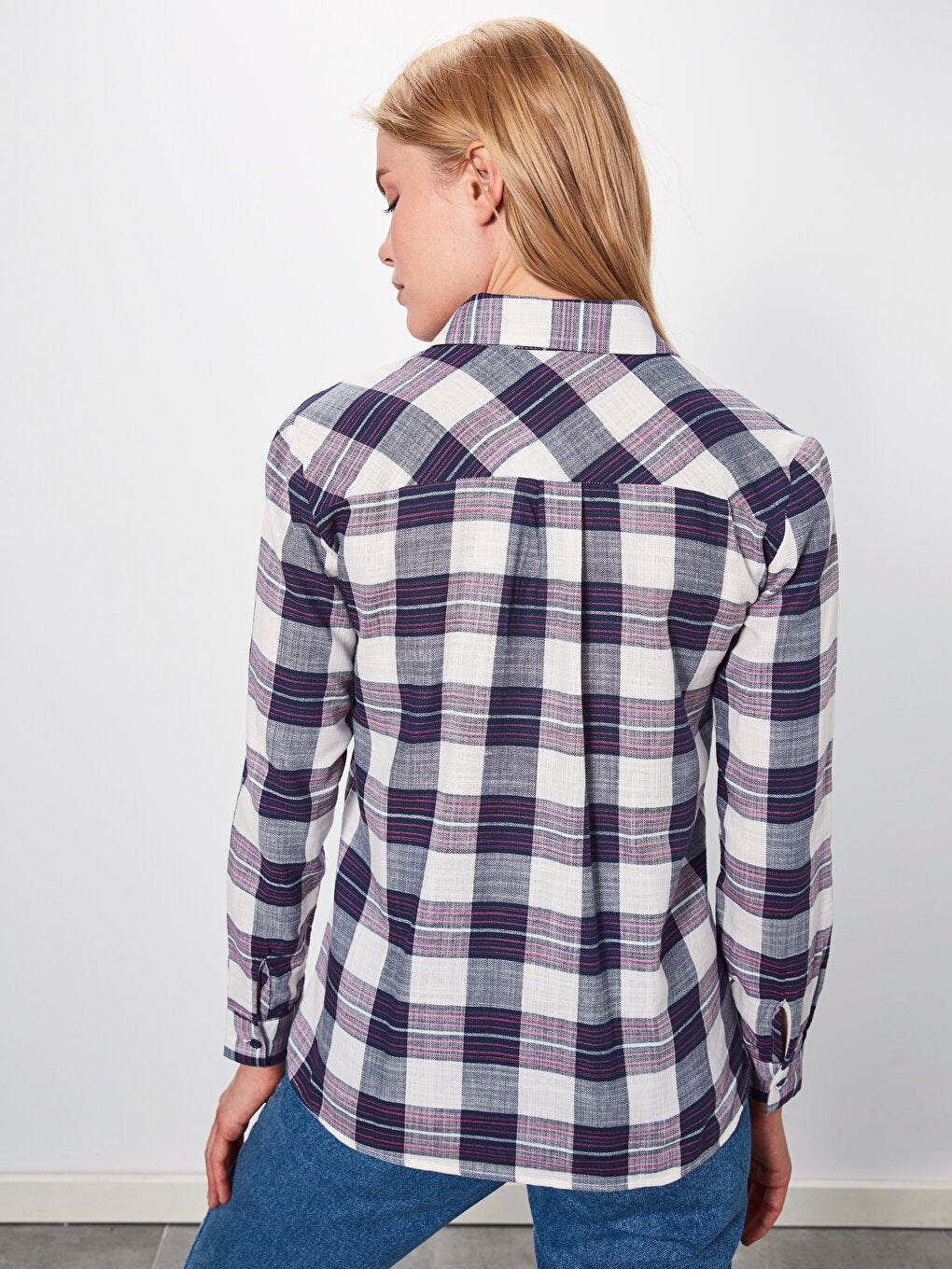 Front Button Closure Plaid Long Sleeve Women's Shirt