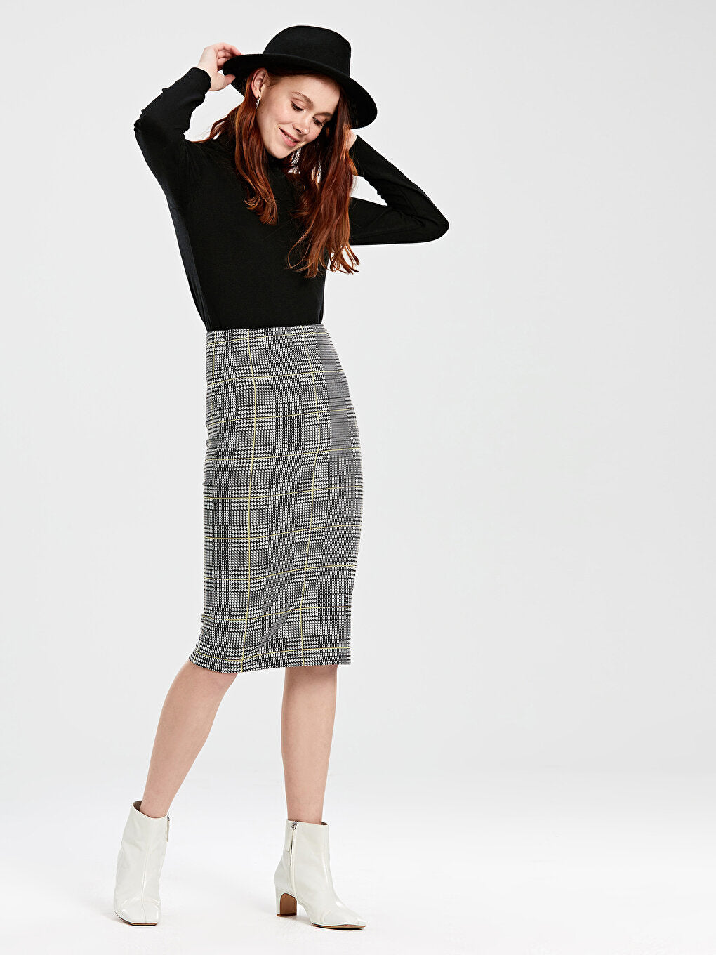 Houndstooth Patterned Women's Pencil Skirt