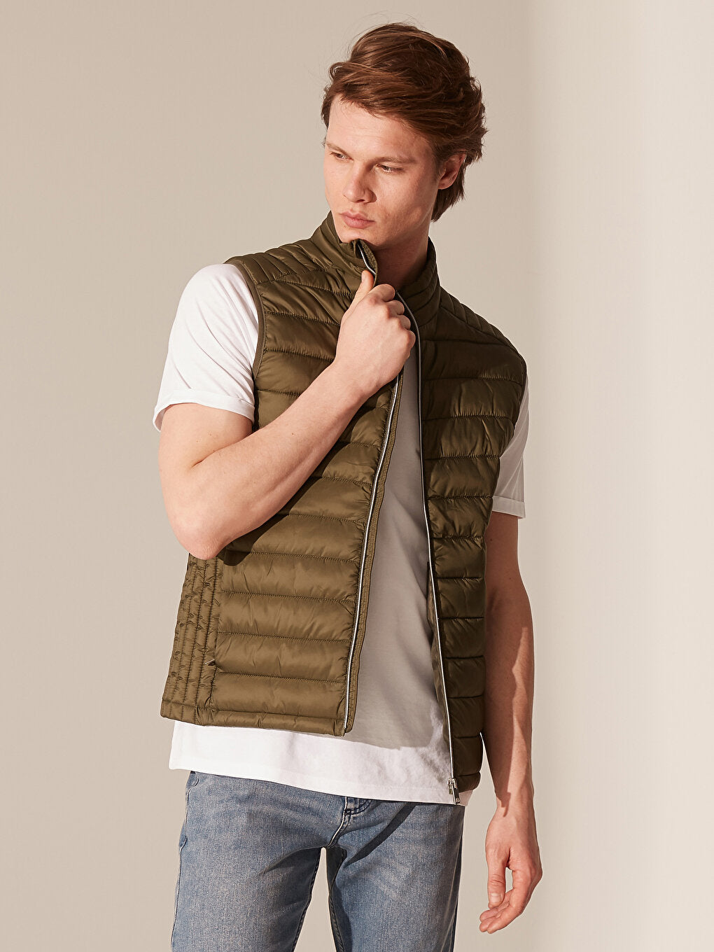 Regular Fit High Collar Puffer Vest