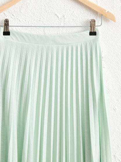 Pleated Skirt with Elastic Waist