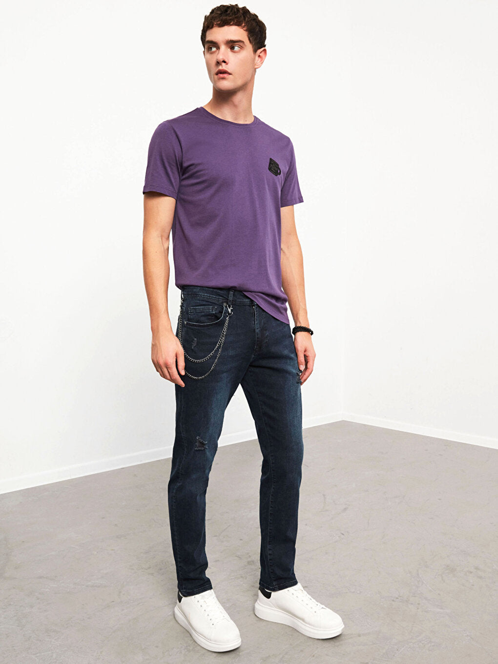 750 Slim Fit Jean Trousers