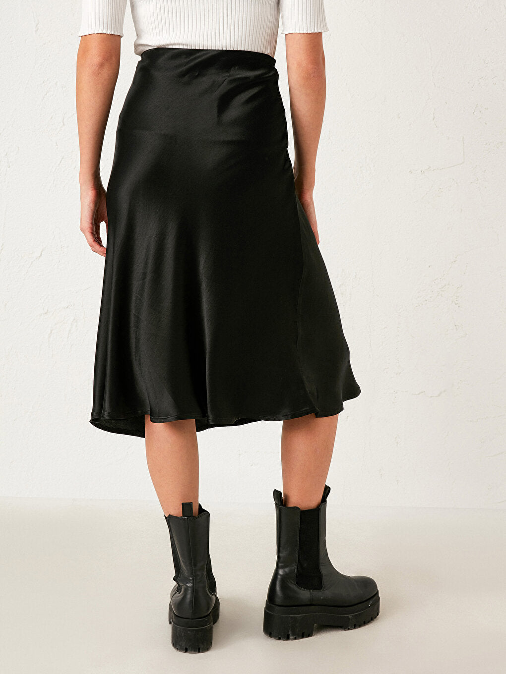 Standard Fit Satin Midi Skirt