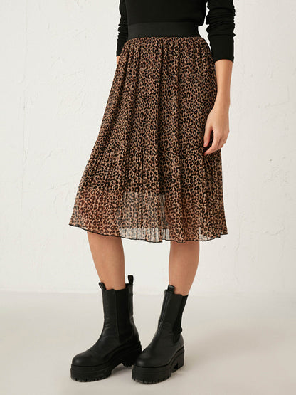 Leopard Patterned Pleated Chiffon Skirt