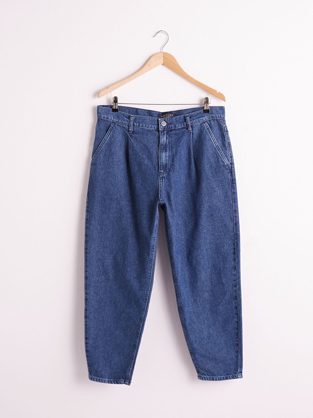 Balloon Fit Jean Trousers