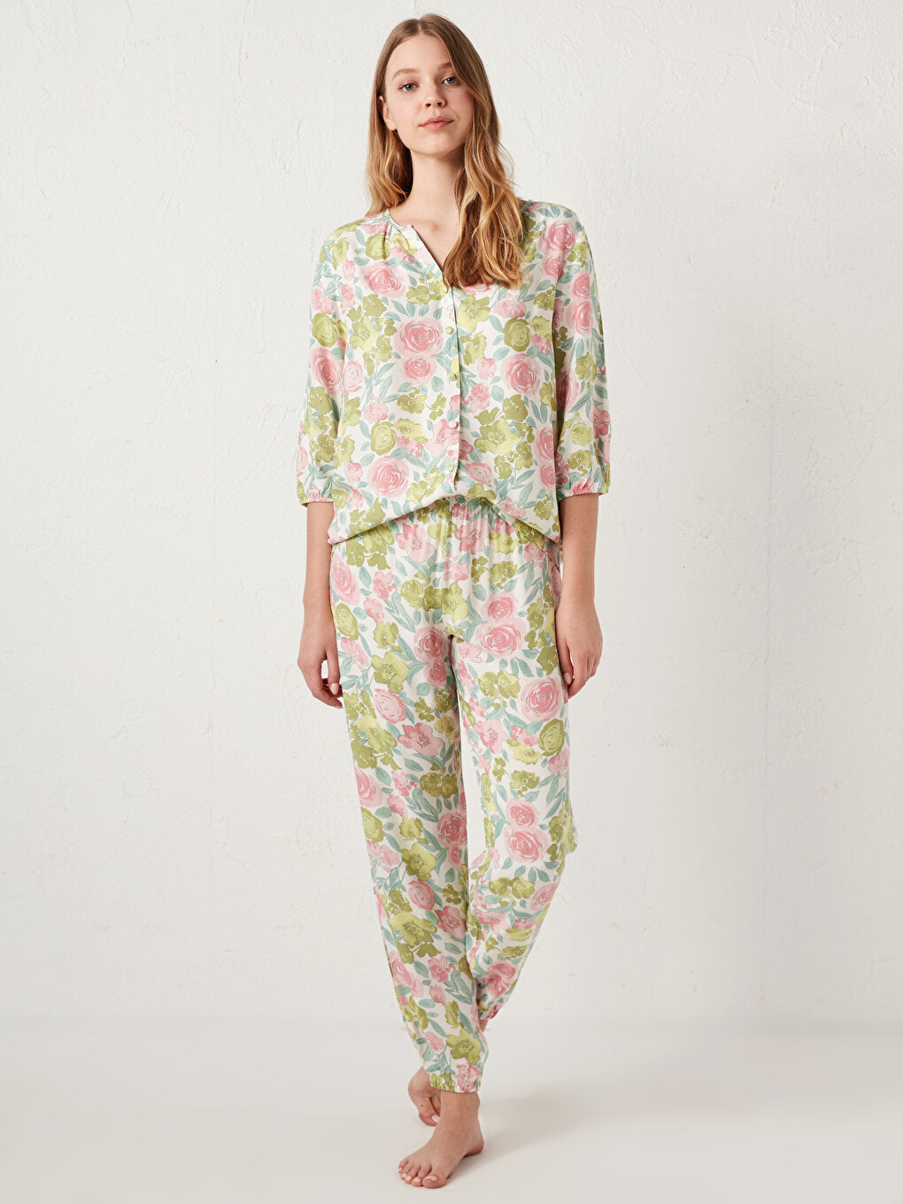 Floral Patterned Viscose Pajama Set