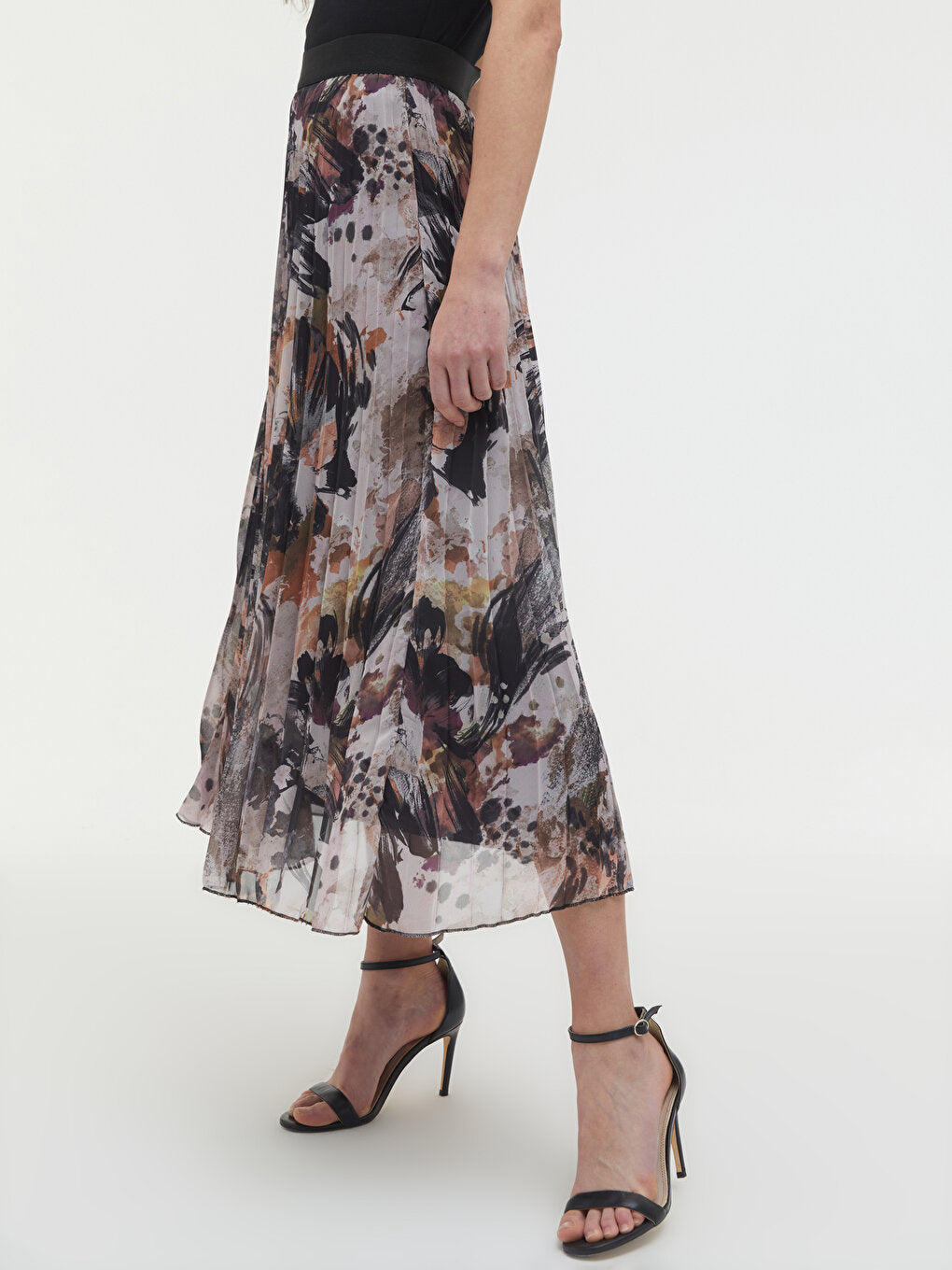 Patterned Long Skirt with Elastic Waist