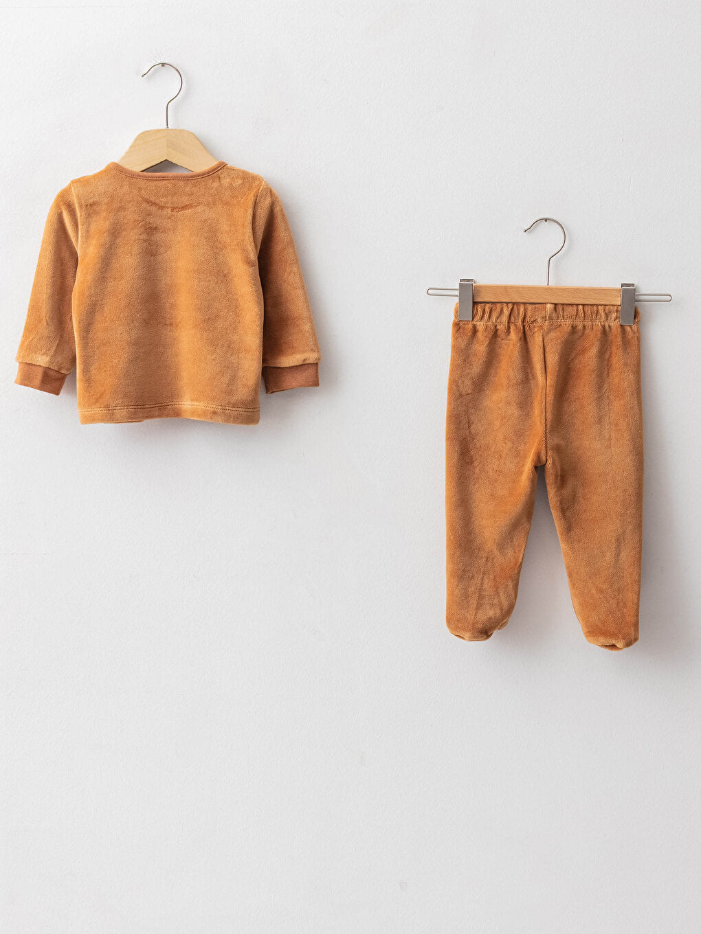 Crew Neck Long Sleeve Printed Baby Boy Sweatshirt and Jogger Pants 2-Piece Set