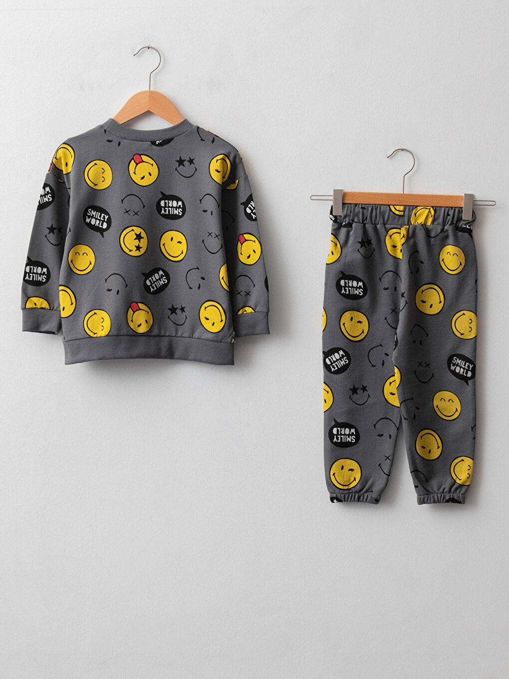 Crew Neck Long Sleeve SmileyWorld Printed Cotton Baby Boy Sweatshirt and Trousers 2-Piece Set