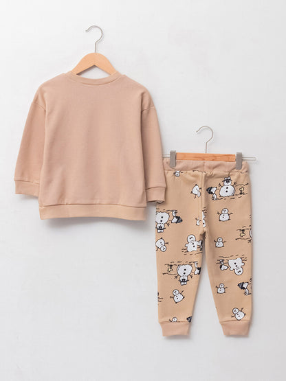 Crew Neck Long Sleeve Snoopy Printed Sweatshirt and Jogger Pants 2-Piece Set