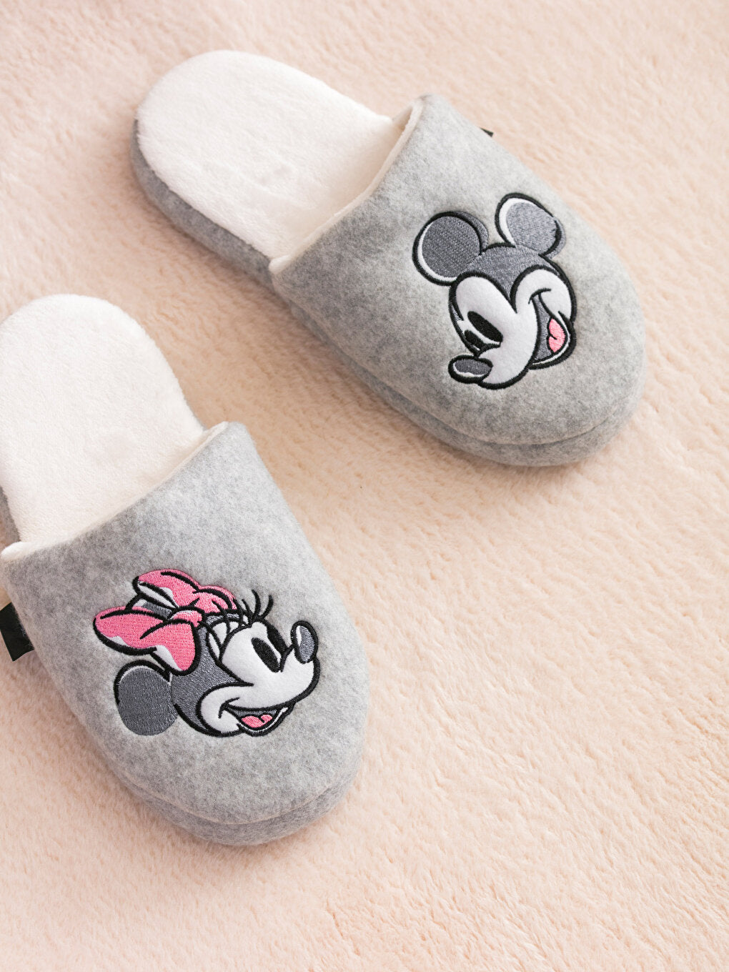 Minnie Mouse Embroidered Women's House Slippers