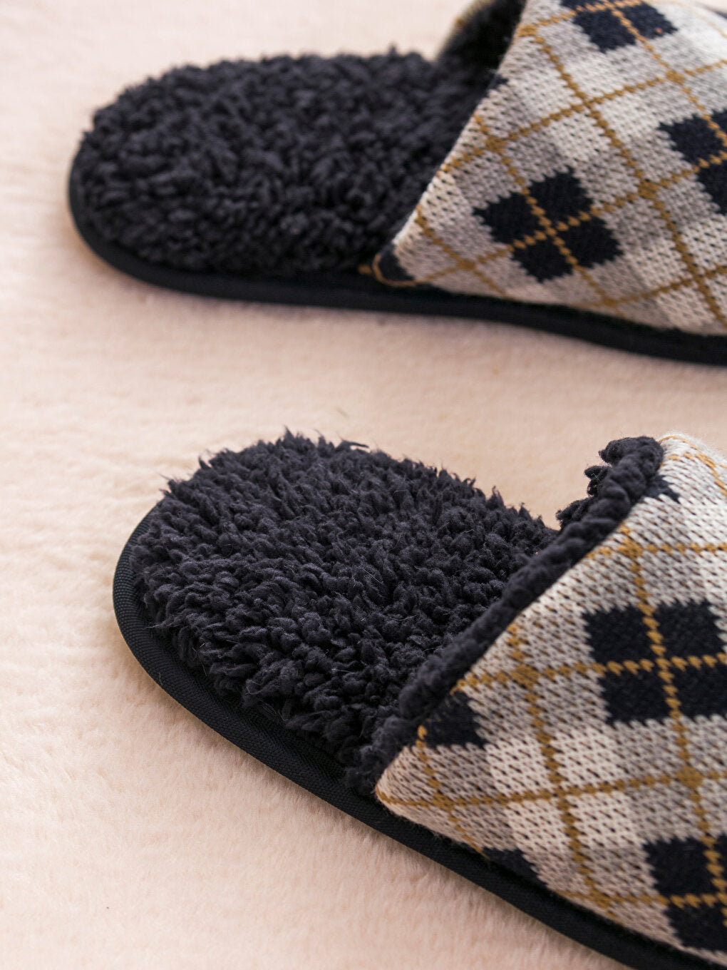 Plaid Patterned Men's Home Slippers