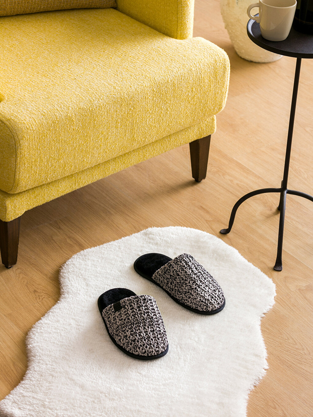 Closed Front Men's House Slippers