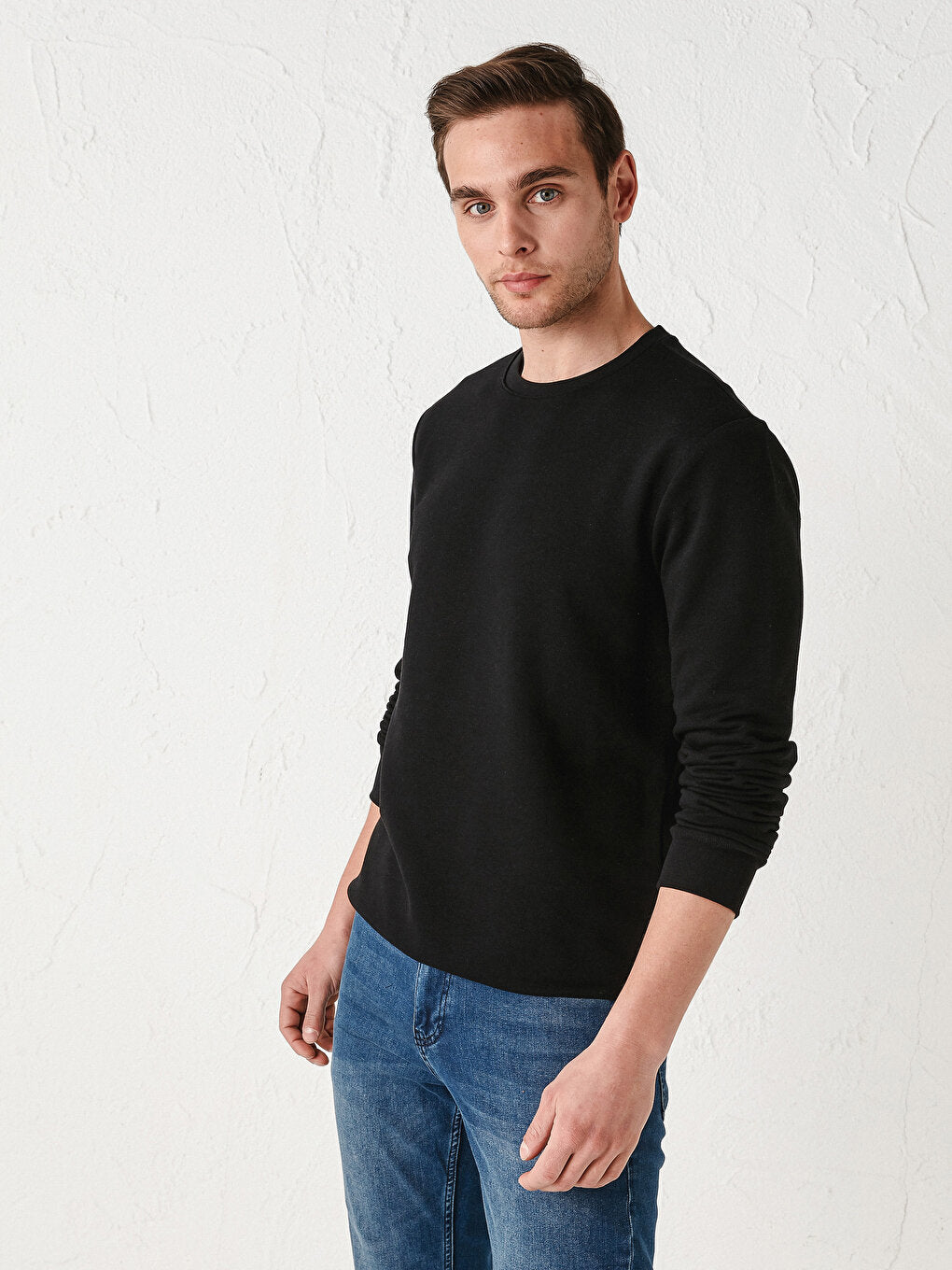 Crew Neck Long Sleeve Basic Men's Sweatshirt