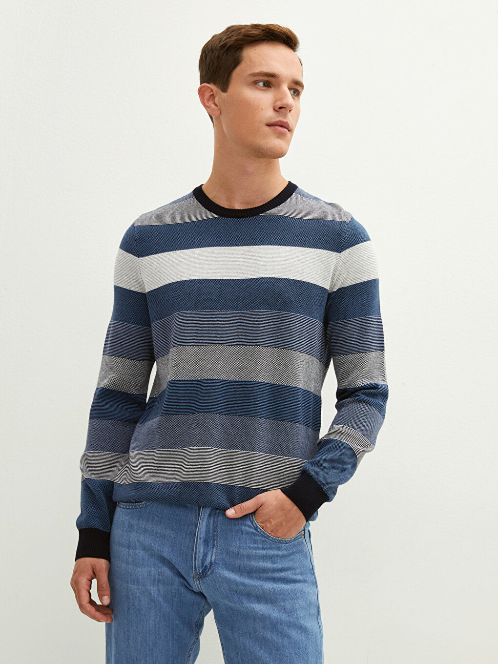 Crew Neck Long Sleeve Color Block Men's Knitwear Sweater